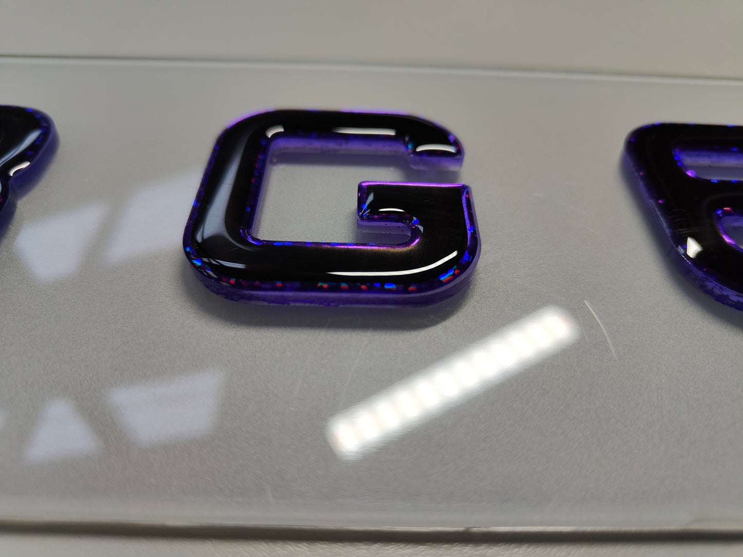 π₯ 4D NEON PURPLE ACRYLIC & PURPLE GLITTER OUTLINE NUMBER PLATES 50mm